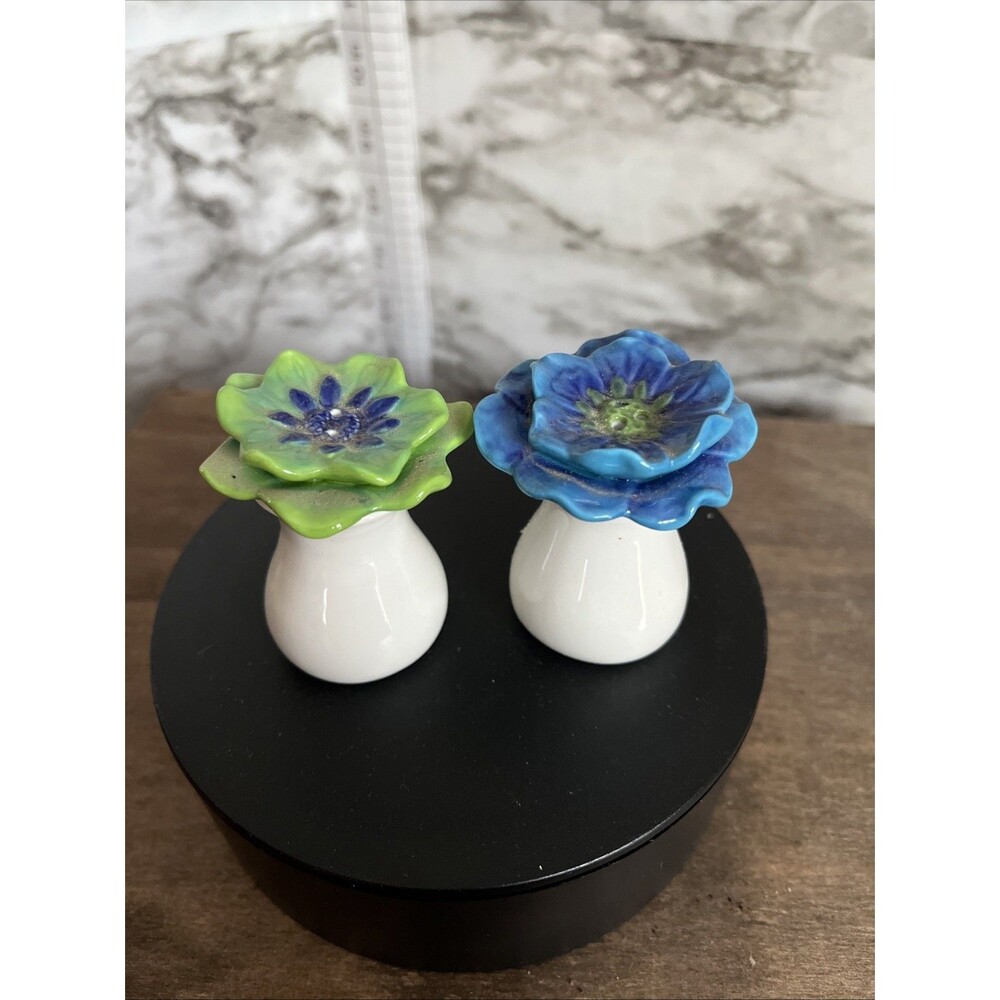 Grasslands Road Flower Salt And Pepper Shaker Set Porcelain Green Blue Kitschy